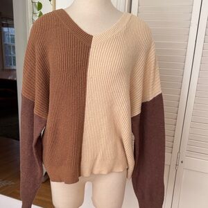 Neutral Colorblock V-Neck Sweater in Brown and Cream